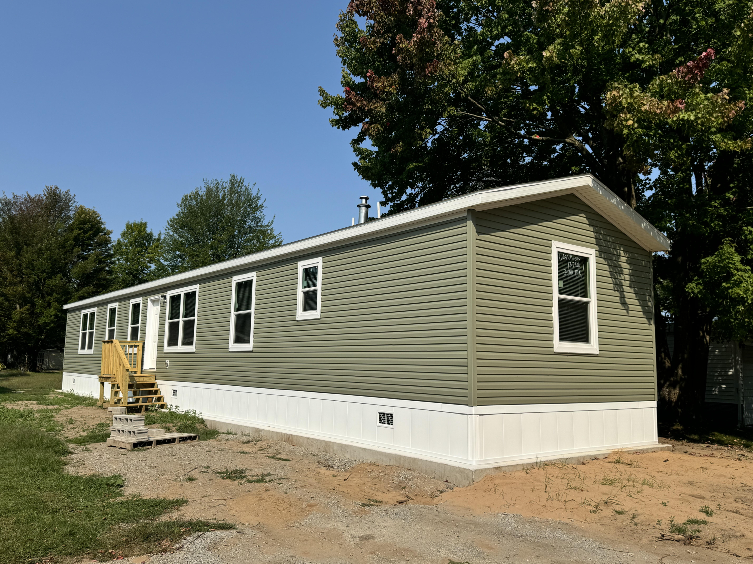 Exterior 1
