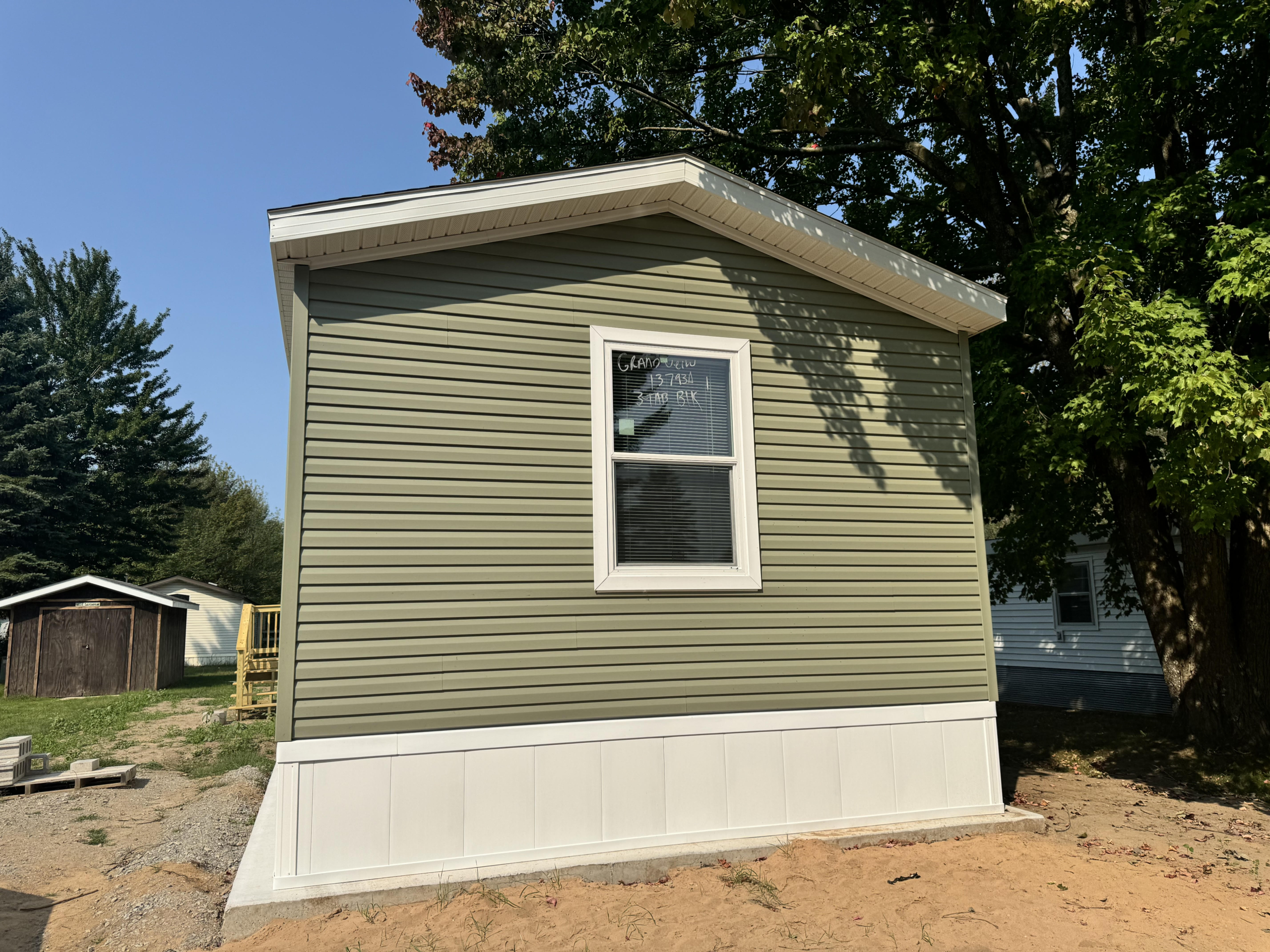 Exterior 2