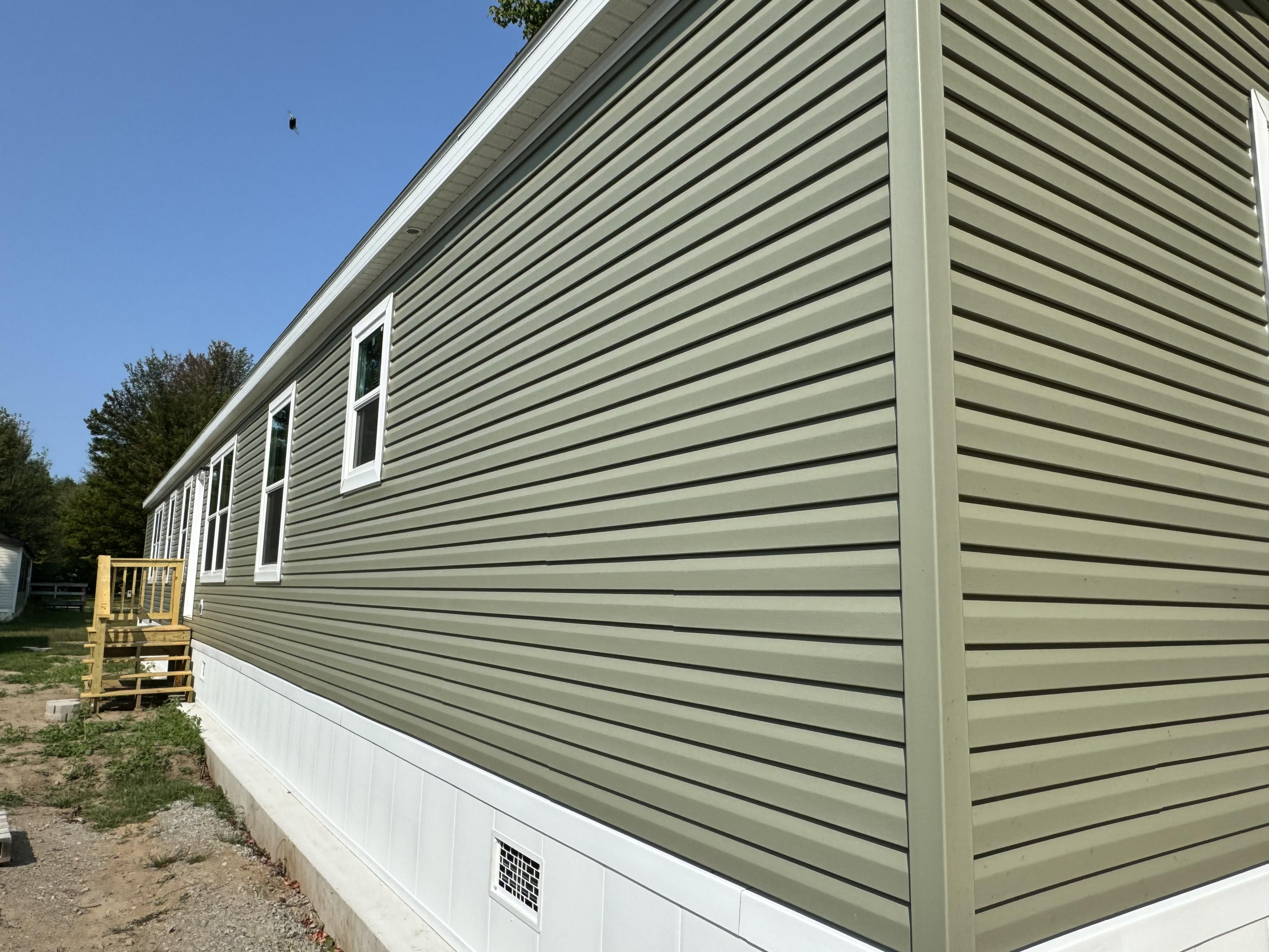 Exterior 3